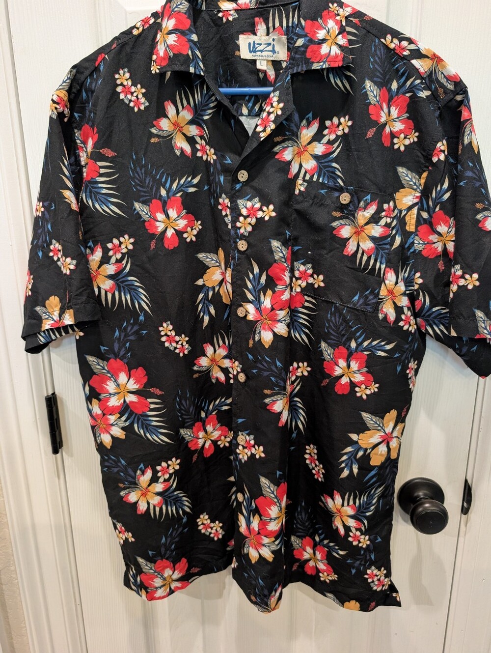UZZI Black Floral Hawaiian Button-Down Shirt - Red & Yellow Flower Print